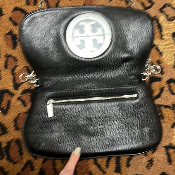Authentic Tory Burch Handbag - Picture 4 of 12